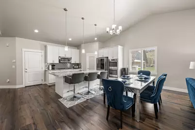 306 E Bella Vida Dr, North Salt Lake, UT 84054 - Photo 12