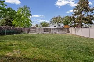 3846 W Meadow Gate Dr, West Valley, UT 84120 - Photo 28