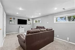 3846 W Meadow Gate Dr, West Valley, UT 84120 - Photo 18