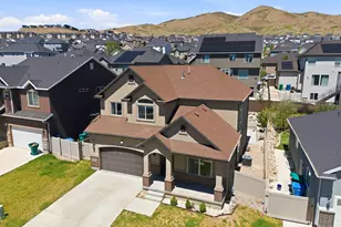 778 W Sunrise Way N, Lehi, UT 84043 - Photo 2