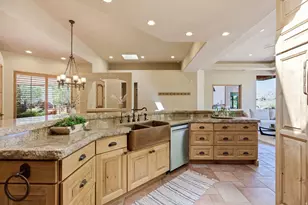 2410 W Entrada Trail, Saint George, UT 84770 - Photo 6