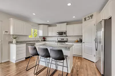 2957 E Lookout Dr, Eagle Mountain, UT 84005 - Photo 4