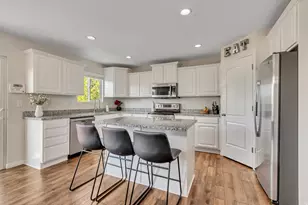 2957 E Lookout Dr, Eagle Mountain, UT 84005 - Photo 4