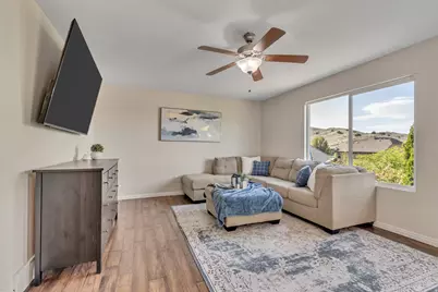 2957 E Lookout Dr, Eagle Mountain, UT 84005 - Photo 10