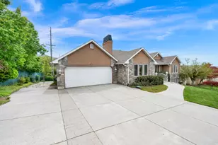 1506 S Lakeview Dr, Bountiful, UT 84010 - Photo 4