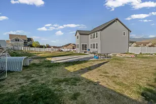 9552 N Horizon Dr W, Eagle Mountain, UT 84005 - Photo 18
