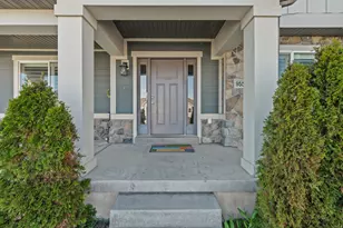 9552 N Horizon Dr W, Eagle Mountain, UT 84005 - Photo 1