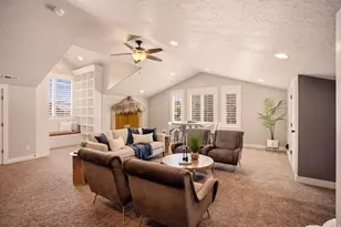208 E Parkway Cir N, North Salt Lake, UT 84054 - Photo 32