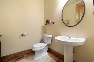 3168 E Bavarian Ct, Sandy, UT 84093 - Photo 18
