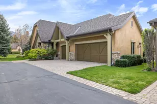 3168 E Bavarian Ct, Sandy, UT 84093 - Photo 2