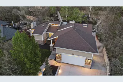 10873 S Lostwood Dr, Sandy, UT 84092 - Photo 46