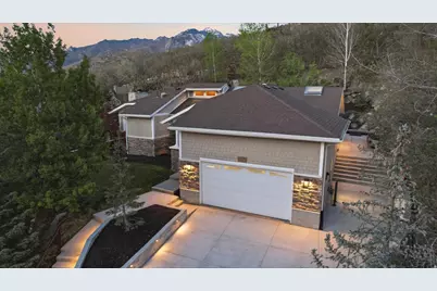 10873 S Lostwood Dr, Sandy, UT 84092 - Photo 48