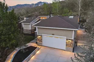 10873 S Lostwood Dr, Sandy, UT 84092 - Photo 48