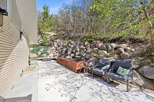 10873 S Lostwood Dr, Sandy, UT 84092 - Photo 70