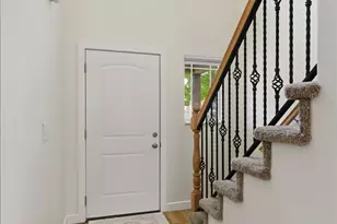 2082 N Evans Cove Loop W, Layton, UT 84041 - Photo 2