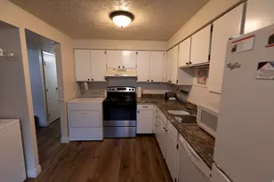 314 W Center St, Bountiful, UT 84010 - Photo 10