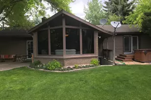 1180 E Maple St S, Mapleton, UT 84664 - Photo 22