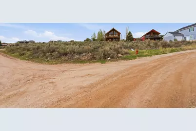2660 S Duffer Dr #87, Garden City, UT 84028 - Photo 8
