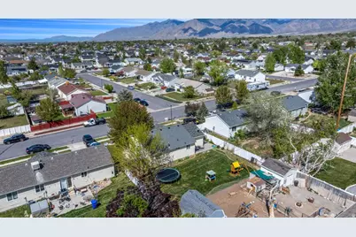 869 W 880 S, Tooele, UT 84074 - Photo 32