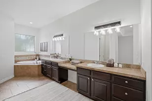 1872 S 20 E, Washington, UT 84780 - Photo 16