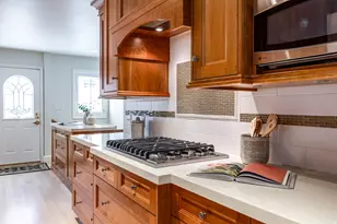 2390 E Bernadine Dr, Salt Lake City, UT 84109 - Photo 8
