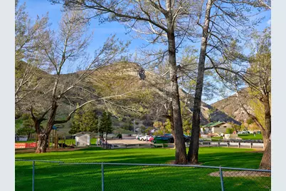 6758 Fairfax Dr, Provo Canyon, UT 84604 - Photo 12