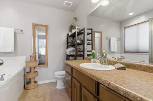 2346 N 1275 W, Clinton, UT 84015 - Photo 16