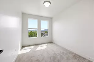 4563 W Daybreak Rim Way S, South Jordan, UT 84009 - Photo 18