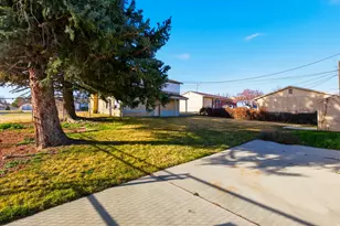 2332 W 6200 S, Taylorsville, UT 84129 - Photo 24