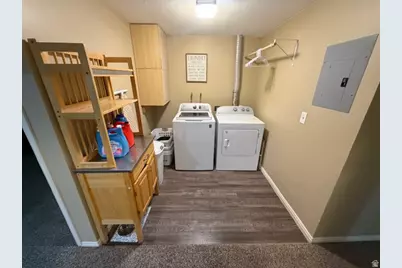 559 E 400 S, Preston, ID 83263 - Photo 12