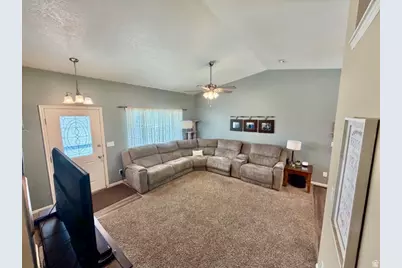 559 E 400 S, Preston, ID 83263 - Photo 8