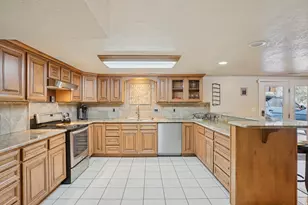 2686 E Bonneville Terrace Dr, Ogden, UT 84403 - Photo 80