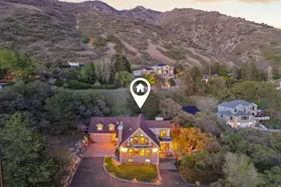 2686 E Bonneville Terrace Dr, Ogden, UT 84403 - Photo 4