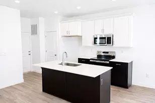 869 S Mathilda Dr, Saratoga Springs, UT 84045 - Photo 4