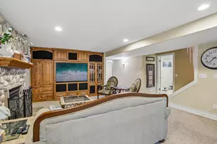 2764 E 25 S, Layton, UT 84040 - Photo 40