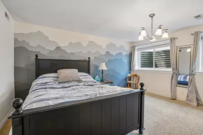 2764 E 25 S, Layton, UT 84040 - Photo 30