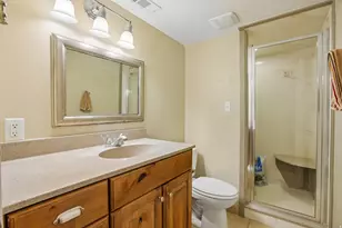 2764 E 25 S, Layton, UT 84040 - Photo 32