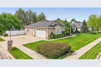 2764 E 25 S, Layton, UT 84040 - Photo 50
