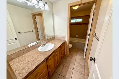 596 E 4190 N #5, Provo, UT 84604 - Photo 28