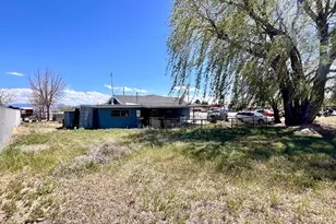 665 E Main St, Wellington, UT 84542 - Photo 14