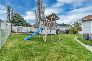 634 N Adamswood Rd, Layton, UT 84040 - Photo 6