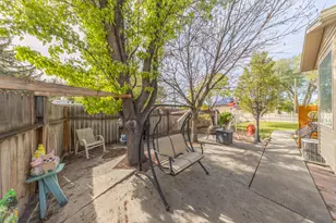 1887 W Myers Ln, Riverton, UT 84065 - Photo 4