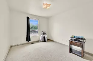 721 W 600 N, Clearfield, UT 84015 - Photo 14