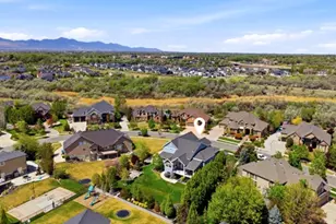 1229 W Peacock Midge Dr S, Bluffdale, UT 84065 - Photo 68