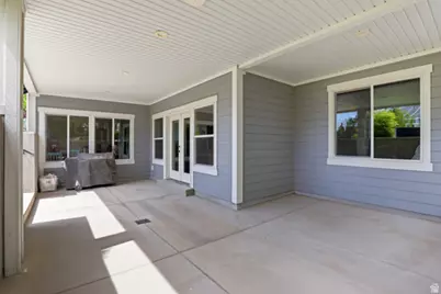 1229 W Peacock Midge Dr S, Bluffdale, UT 84065 - Photo 44