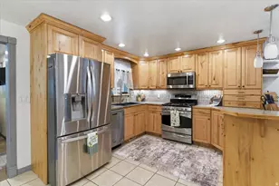 680 E 3175 N, North Ogden, UT 84414 - Photo 8