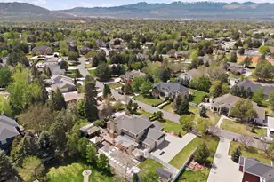 5 Quietwood Ln, Sandy, UT 84092 - Photo 58