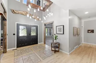 5 Quietwood Ln, Sandy, UT 84092 - Photo 4