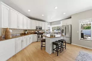 5 Quietwood Ln, Sandy, UT 84092 - Photo 12