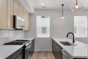 527 W 620 N, Centerville, UT 84014 - Photo 4